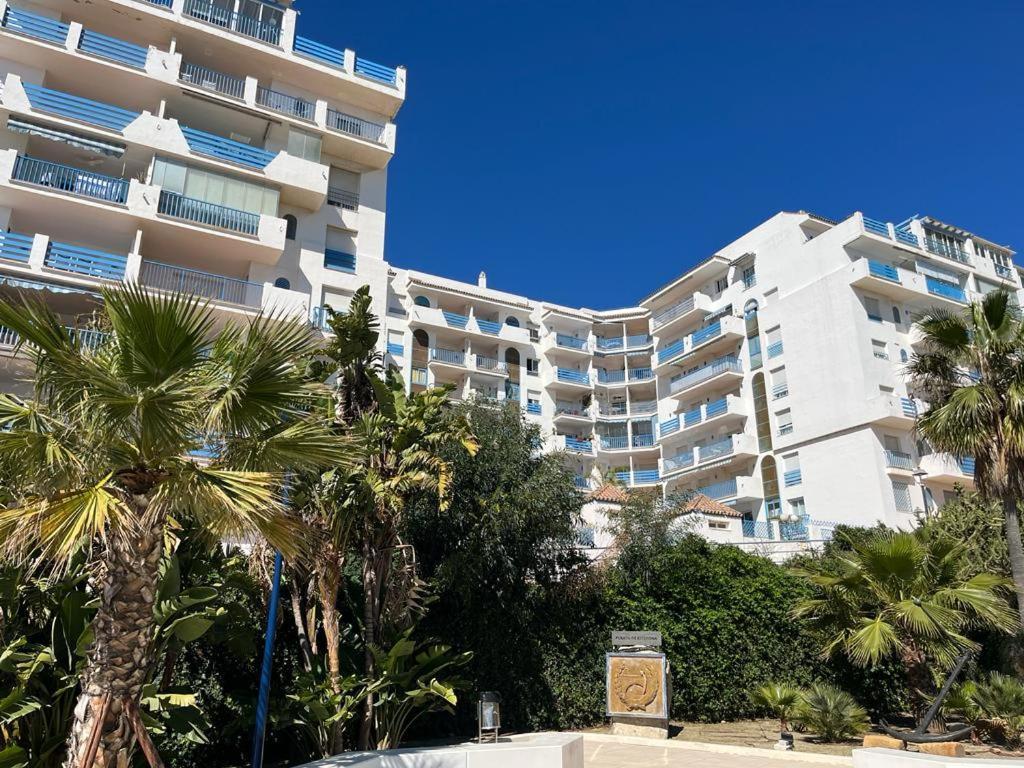Lyrioshomes Precioso Apartamento Puerto De Estepona Exterior photo